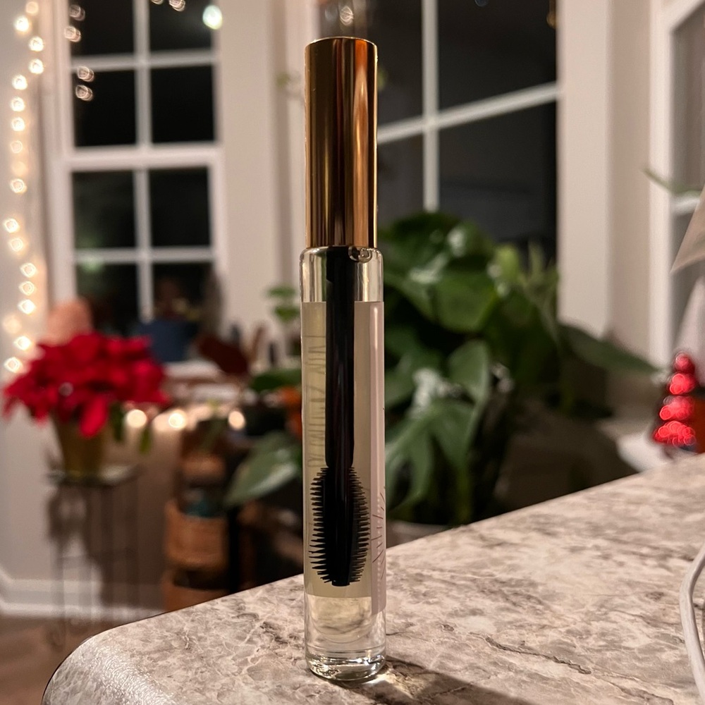 Golden Healing Apothecary🫶🏼Handcrafted Lash Serum - Picture 6 of 8